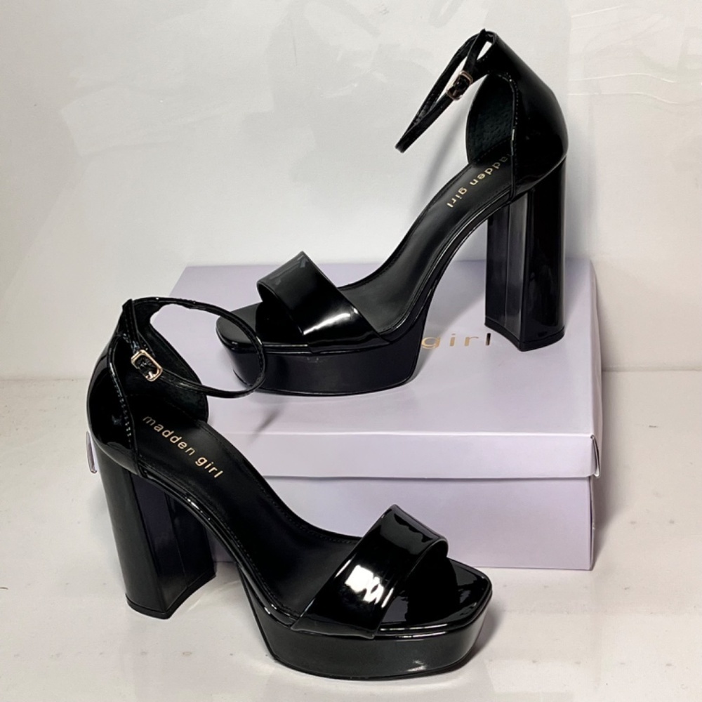 Madden Girl Omeg Square-toe ankle-strap platform Two-Piece Platform Sandals - Picture 4 of 7